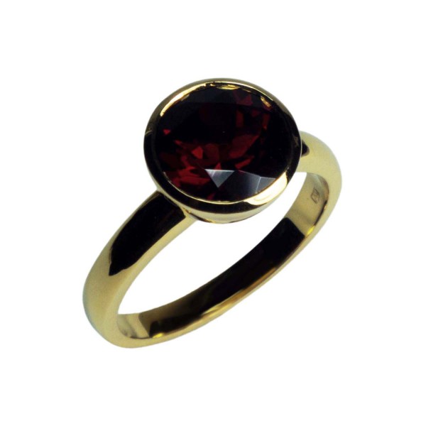 Damenring Gelbgold 585/000 mit facettiertem Granat